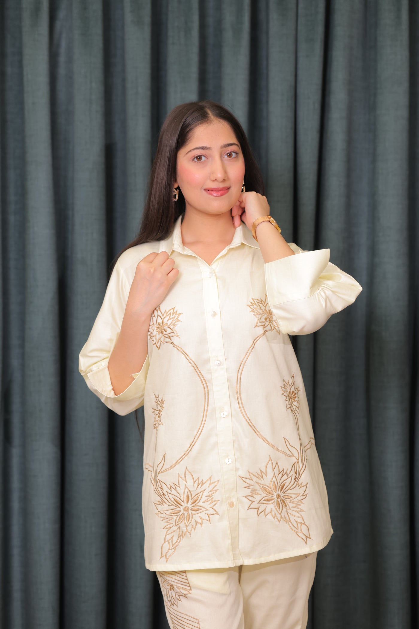 Iteer butter yellow embroidery co-ord set