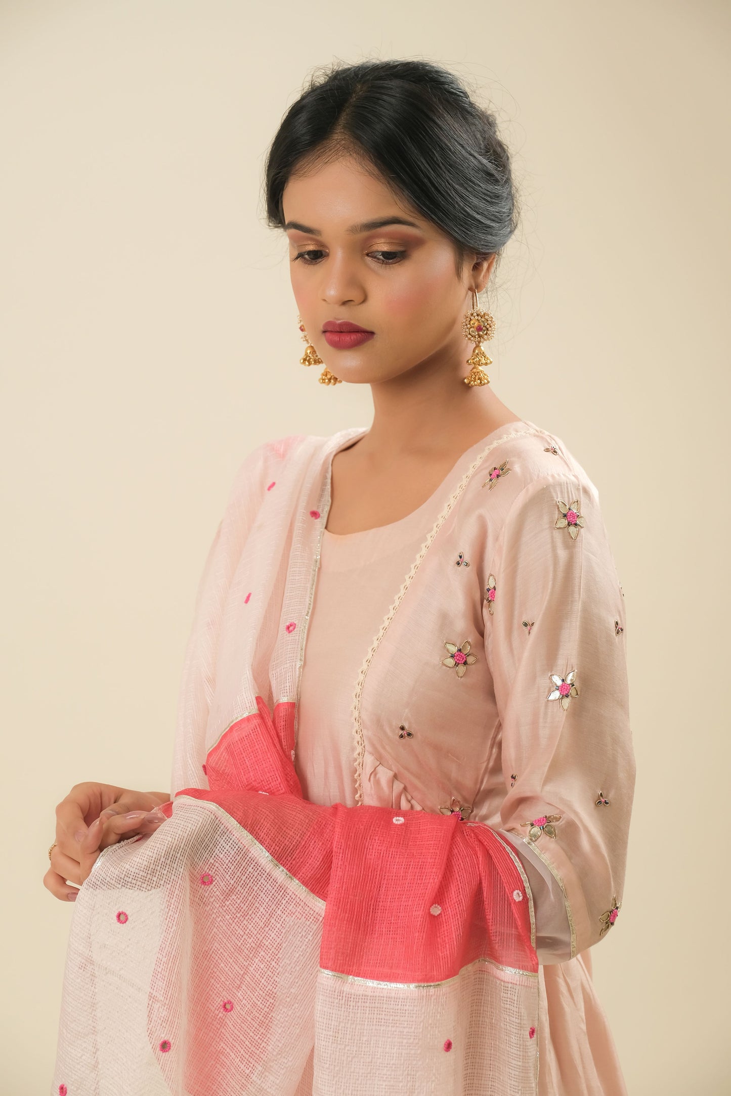 BLUSH PINK HAND EMBROIDERY COTTON SILK SUIT WITH KOTA DUPATTA- SET OF 3