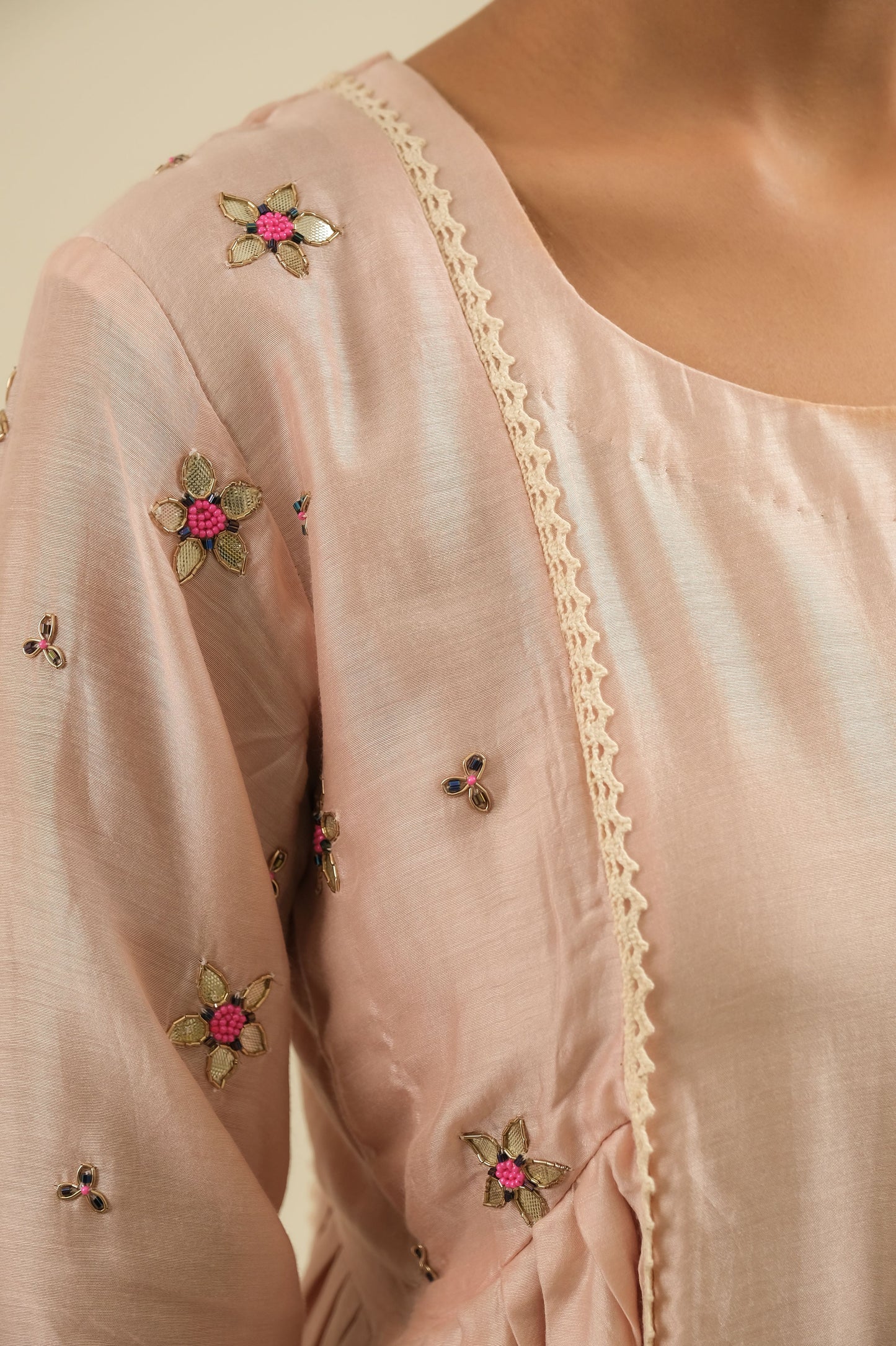 BLUSH PINK HAND EMBROIDERY COTTON SILK SUIT WITH KOTA DUPATTA- SET OF 3