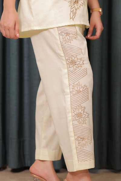 Iteer butter yellow embroidery pants